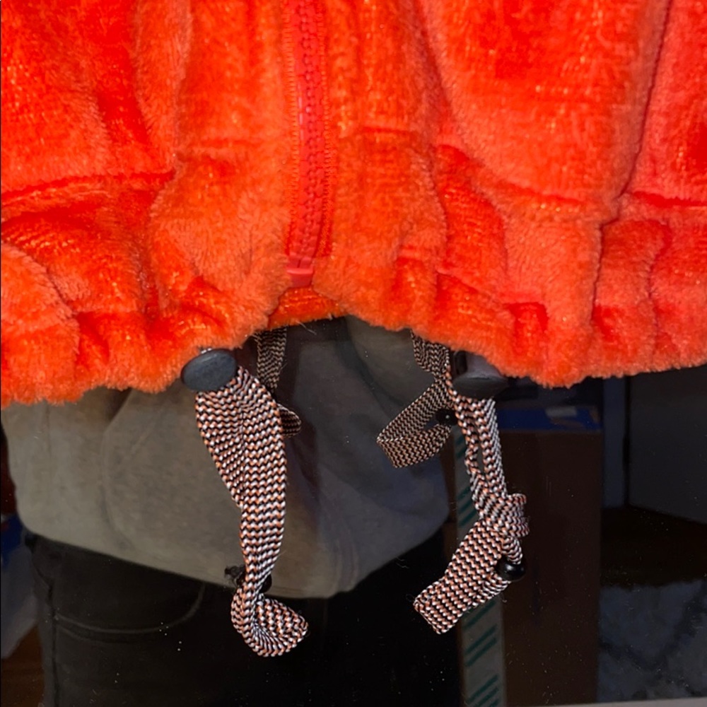 cropped jacket - Picture 2 of 4